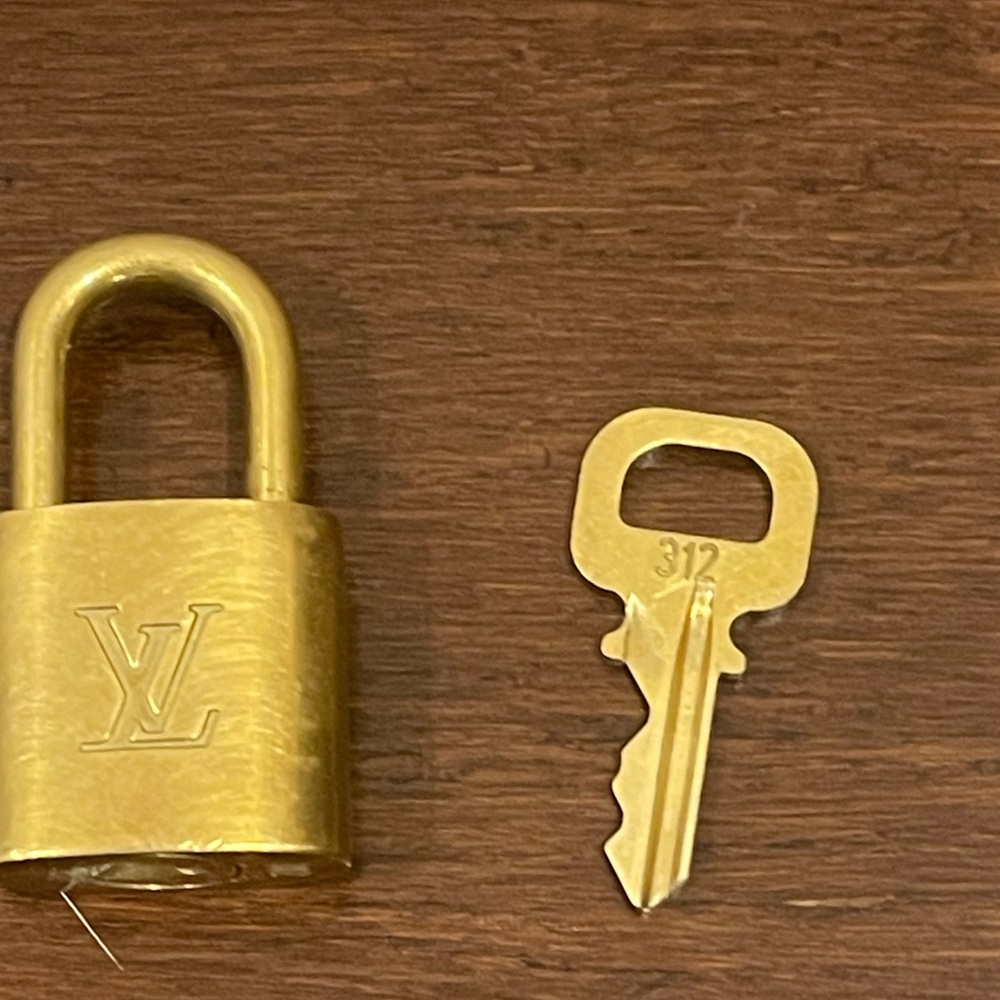 Louis Vuitton Brass Padlock and Key Set - Picture 3 of 8